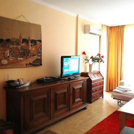 Single Apartment In Searegal Compex ซันนีบีช ภายนอก รูปภาพ